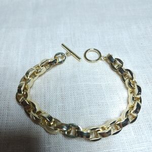Vintage Link Chain Bracelet Gold Tone Chunky Heavy Toggle Closure 8.5"